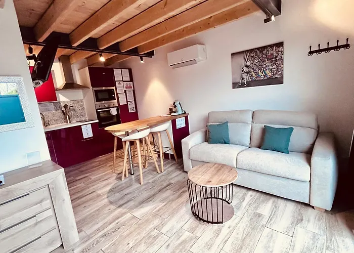 Le Clos De Tanvol - Parking Prive Gratuit- Terrasse Privee - Climatisation